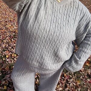 GAP matching set- top and bottom are different sizes